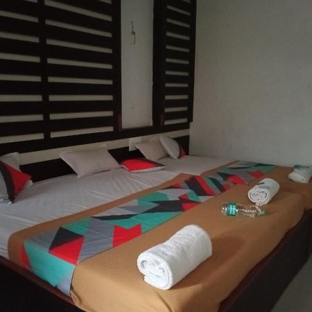 Malhar Palace Hotel Shirdi Εξωτερικό φωτογραφία