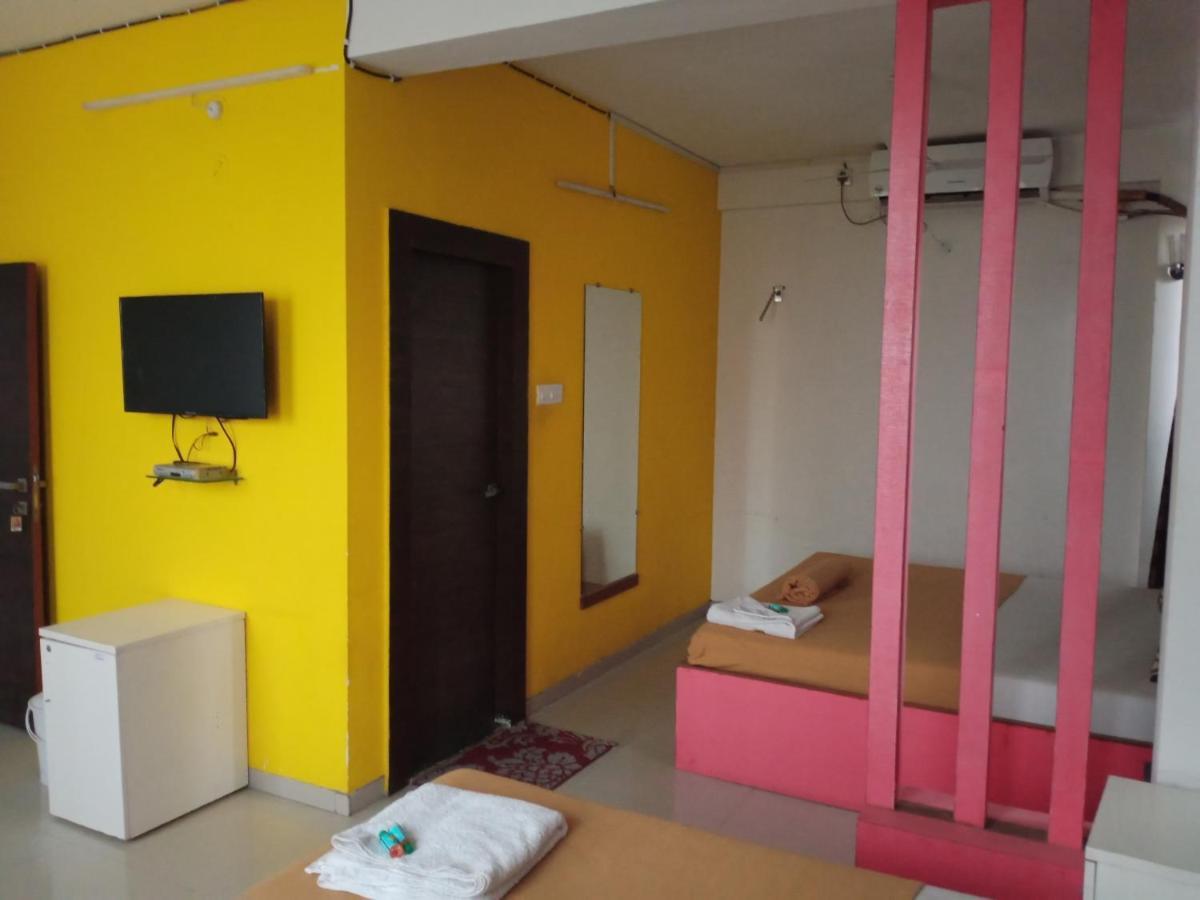 Malhar Palace Hotel Shirdi Εξωτερικό φωτογραφία