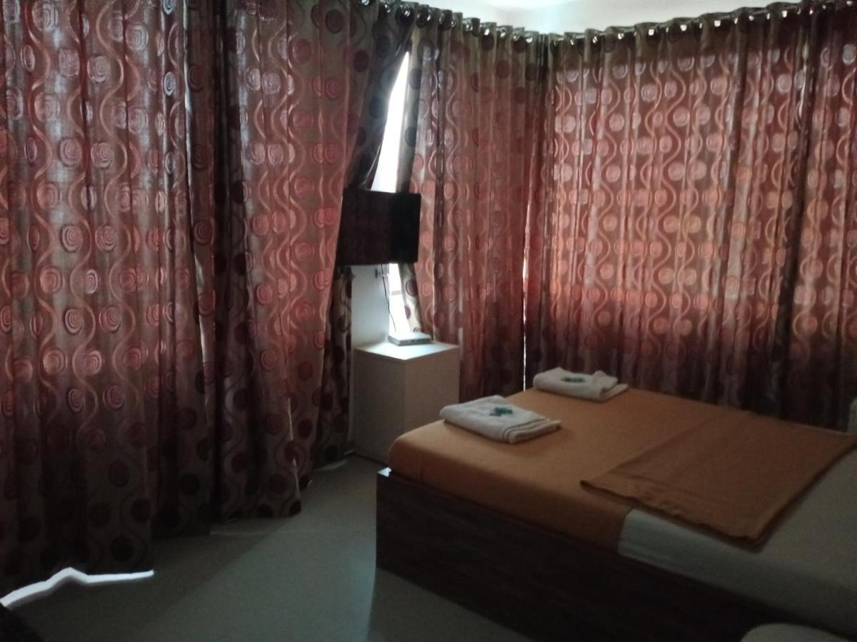 Malhar Palace Hotel Shirdi Εξωτερικό φωτογραφία