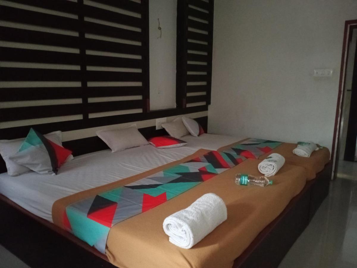 Malhar Palace Hotel Shirdi Εξωτερικό φωτογραφία